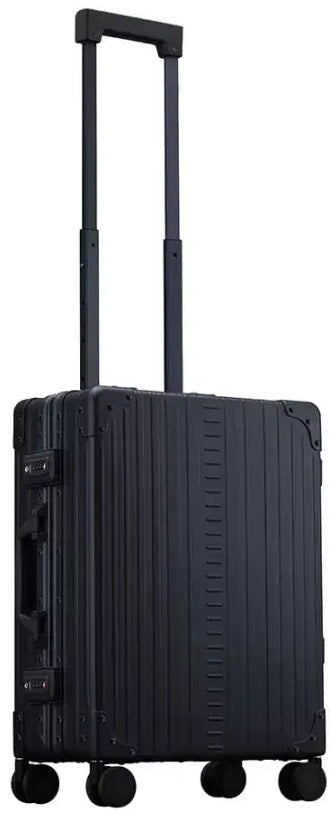 Aleon 21" International Carry-On