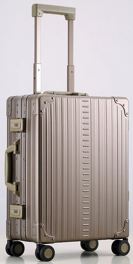 Aleon 21" International Carry-On in Bronze