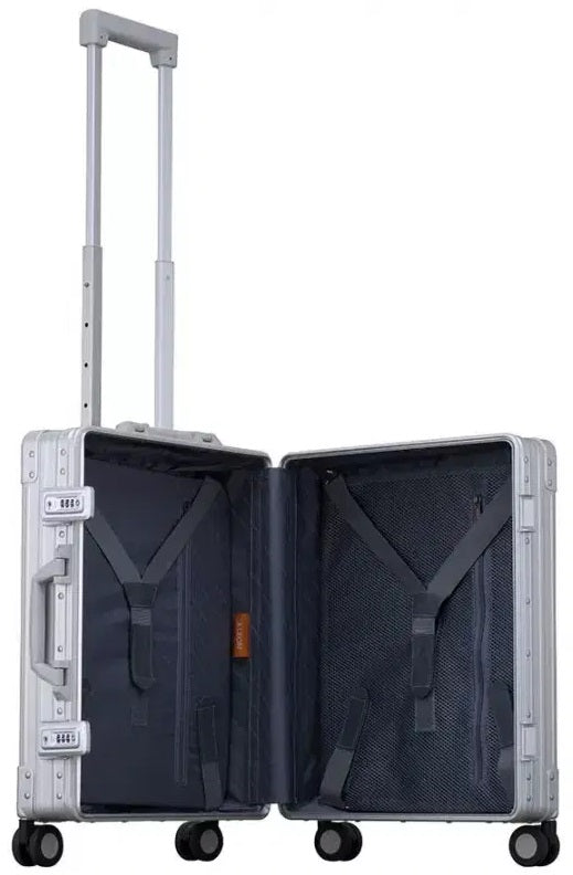 Aleon 21" International Carry-On
