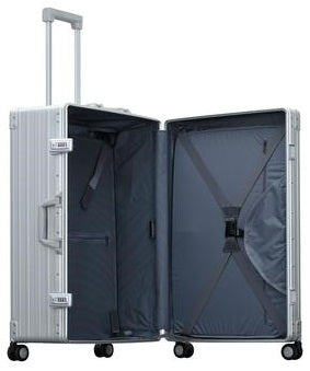 Aleon 26" Traveler with Suiter