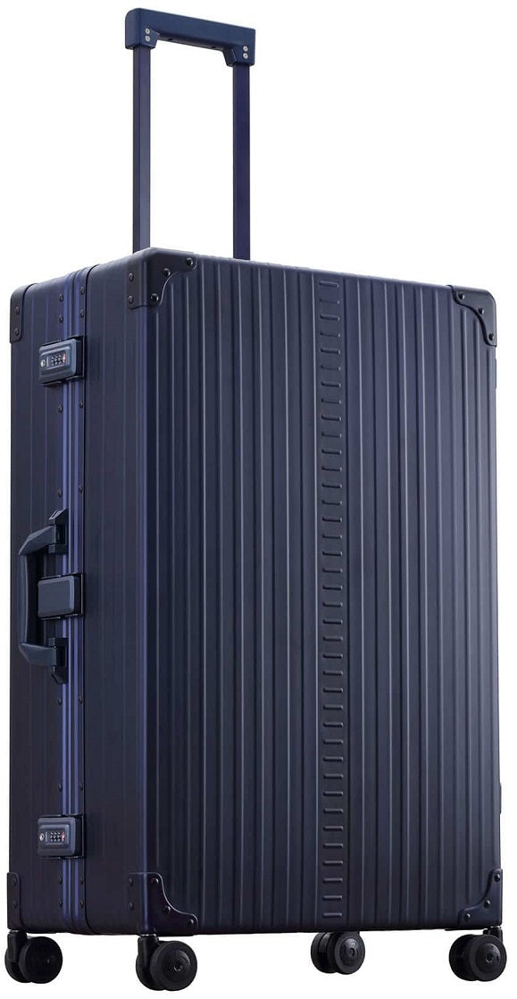 Aleon 30" Macro Traveler in Sapphire