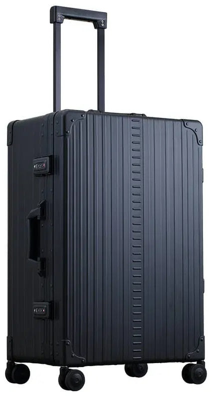 Aleon 26" Traveler with Suiter