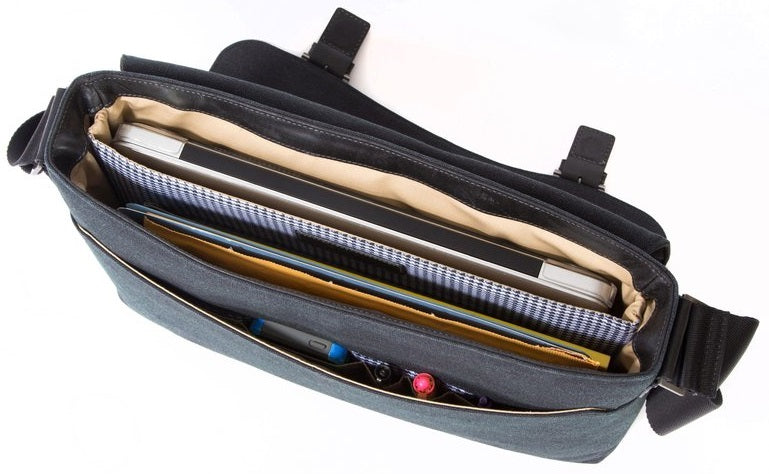 Boconi Bryant LTE Slim Double Buckle Messenger