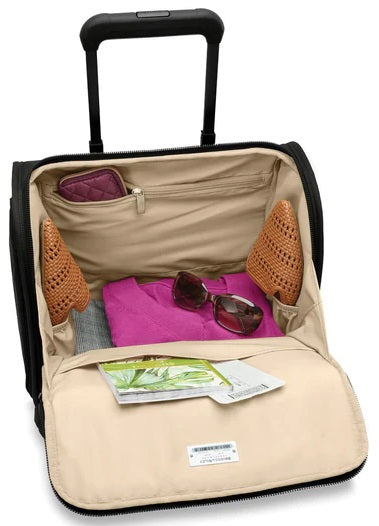 Briggs & Riley Baseline Cabin Spinner