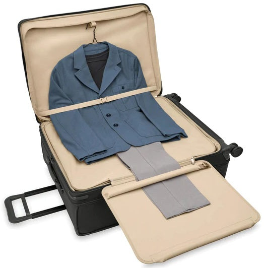 Briggs & Riley Baseline Extra Large Expandable Spinner