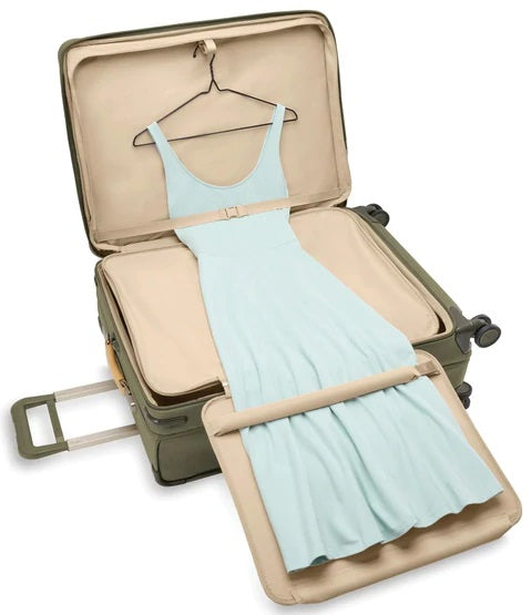 Briggs & Riley Baseline Large Expandable Spinner