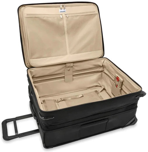 Briggs & Riley Baseline Medium Expandable Upright