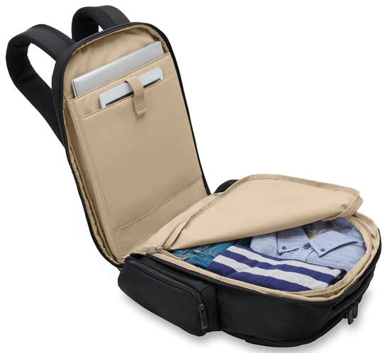 Briggs & Riley Baseline Traveler Backpack