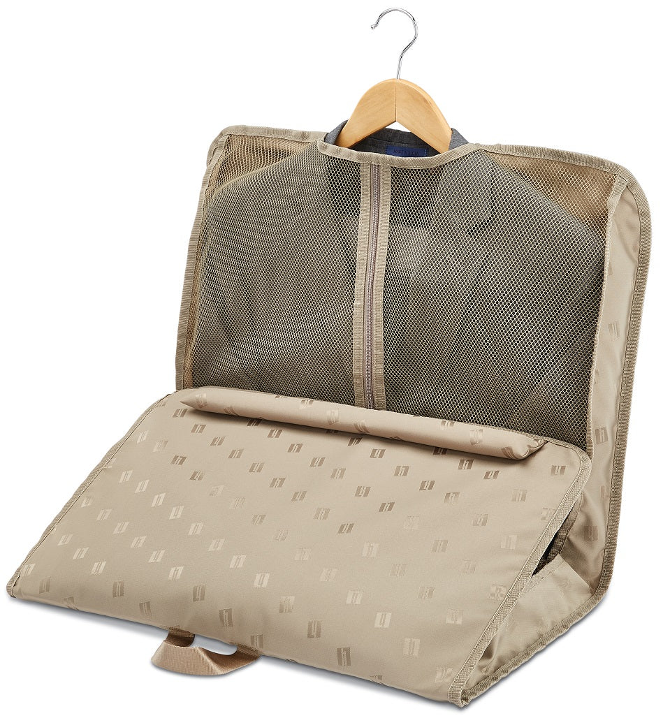 Hartmann Century Deluxe Medium Journey Expandable Spinner