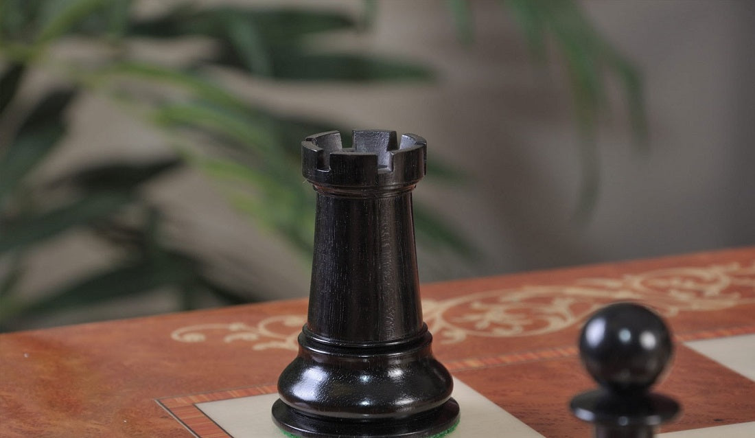 Staunton Broadbent Chess Set, Box and Board Combination - Ebony