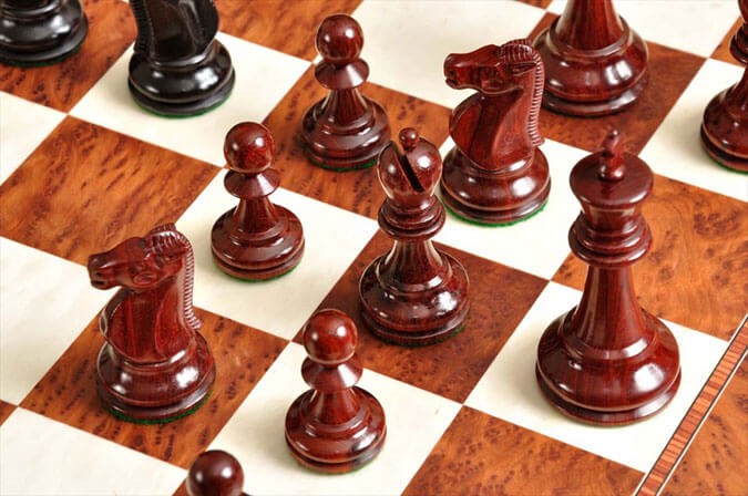 Staunton Reykjavik II Prestige Chess Set, Box and Board Combination