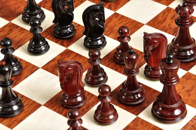 Staunton Zagreb '59 Prestige Chess Set, Box and Board Combination