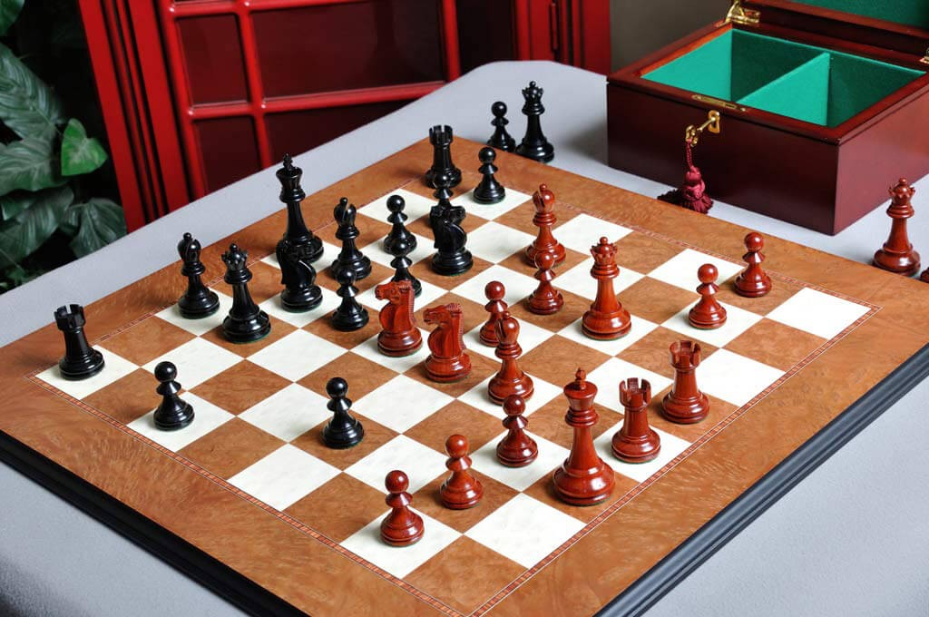 Staunton Reykjavik II Prestige Chess Set, Box and Board Combination