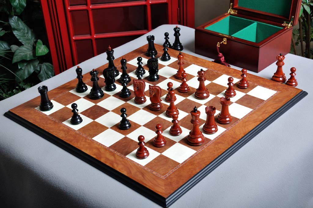 Staunton Zagreb '59 Prestige Chess Set, Box and Board Combination