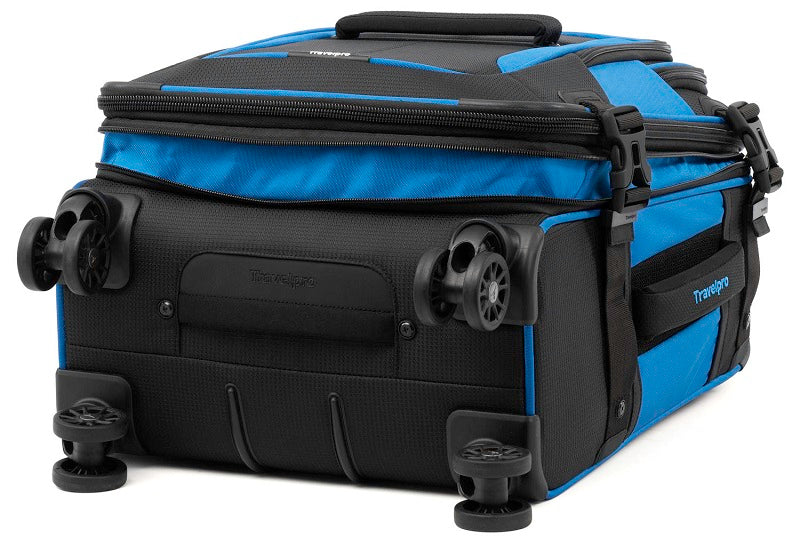 Travelpro Bold 21" Expandable Spinner