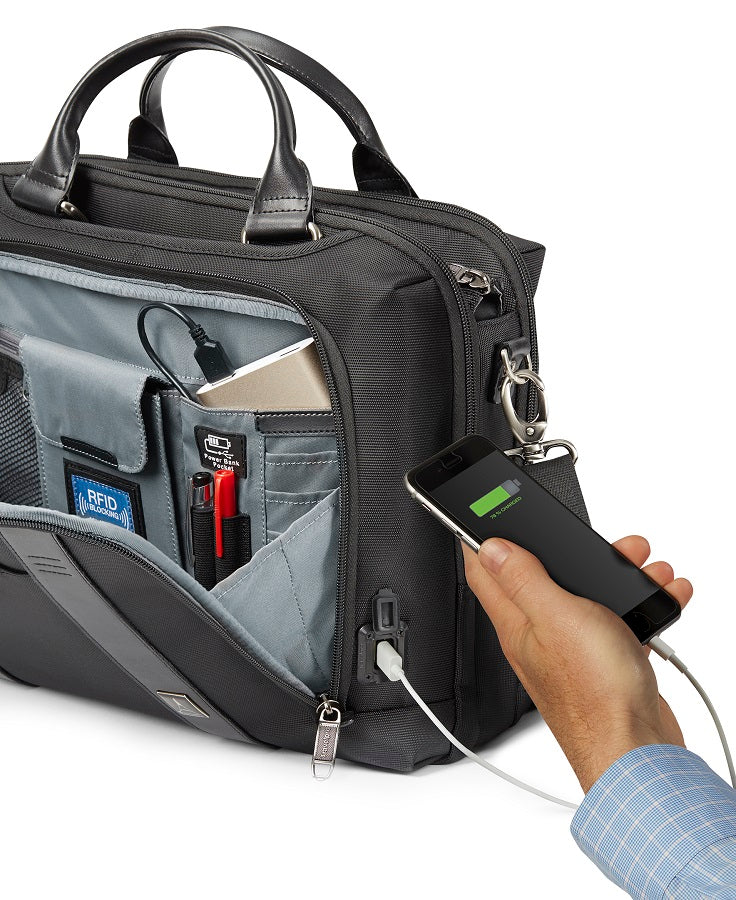 Travelpro Crew Executive Choice 2 Pilot Brief
